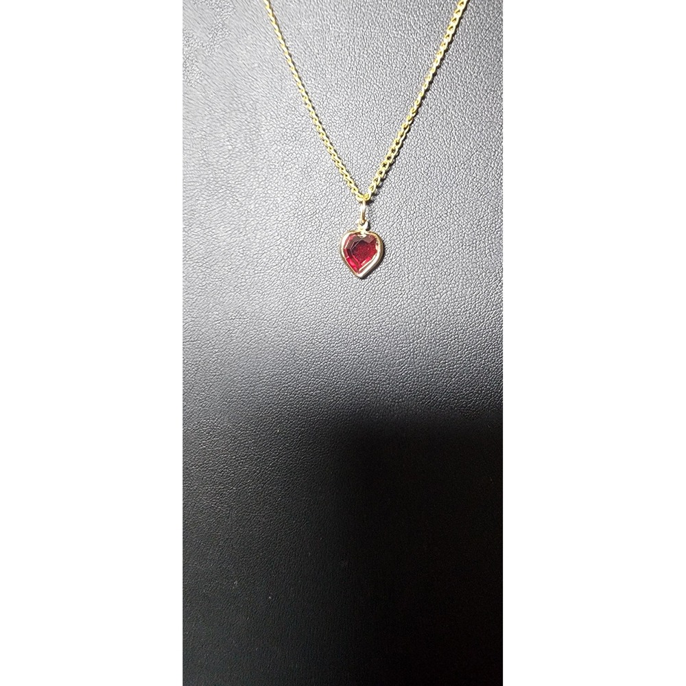 Gold Tone Red Heart Pendant Necklace Dainty Curb Chain‎ 23 Inch Jewelry - Picture 2 of 4